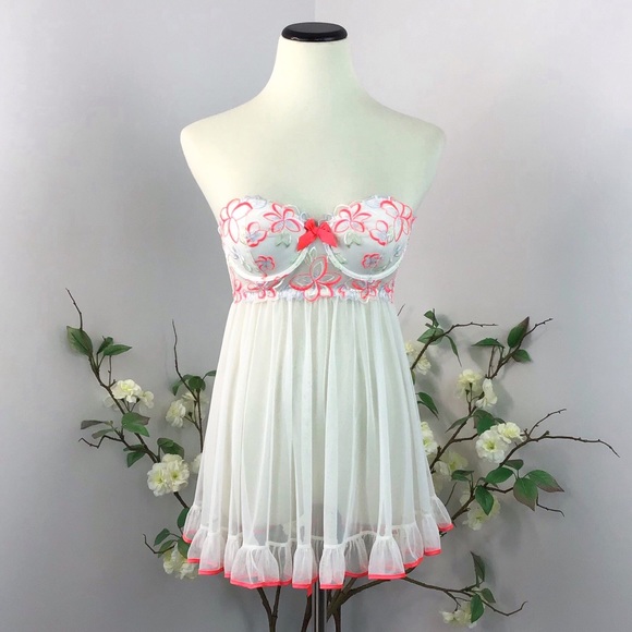 Victoria's Secret Other - Victorias Secret Lace Up Back Mesh Babydoll NWT